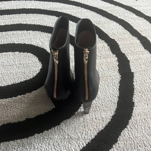 **NEW IN BOX** Gianvito Rossi Vitello Glove Lucite Heel Bootie (38.5) - Picture 6 of 10